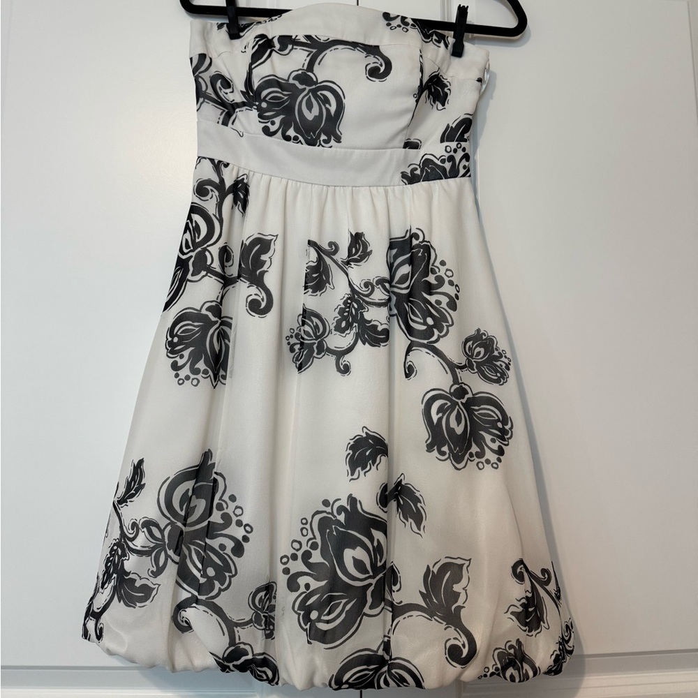 White House Black Market Strapless Dress - Black and White Floral